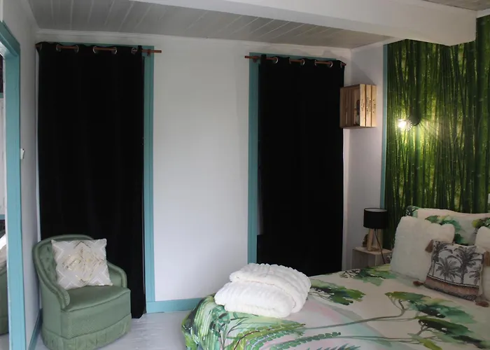 Semesterbostad Le Du